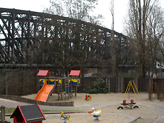 Blick über den Spielplatz Ackerstraße